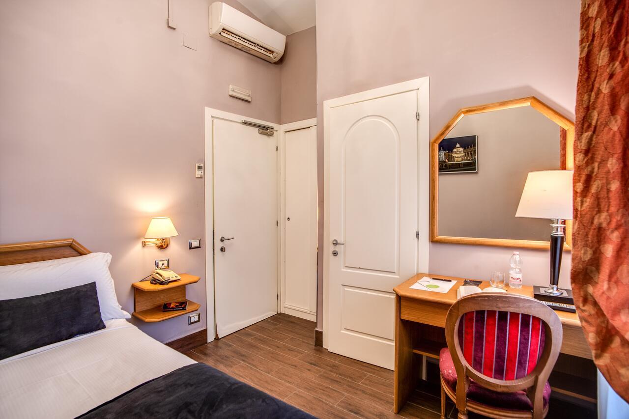 Hotel San Valentino Рим Экстерьер фото